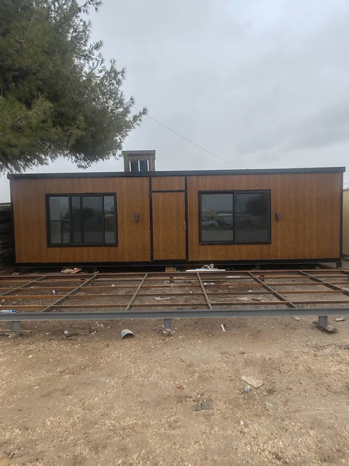 Caravan خشابي كبير - غرفتين + مطبخ + حمام (3×9 متر)