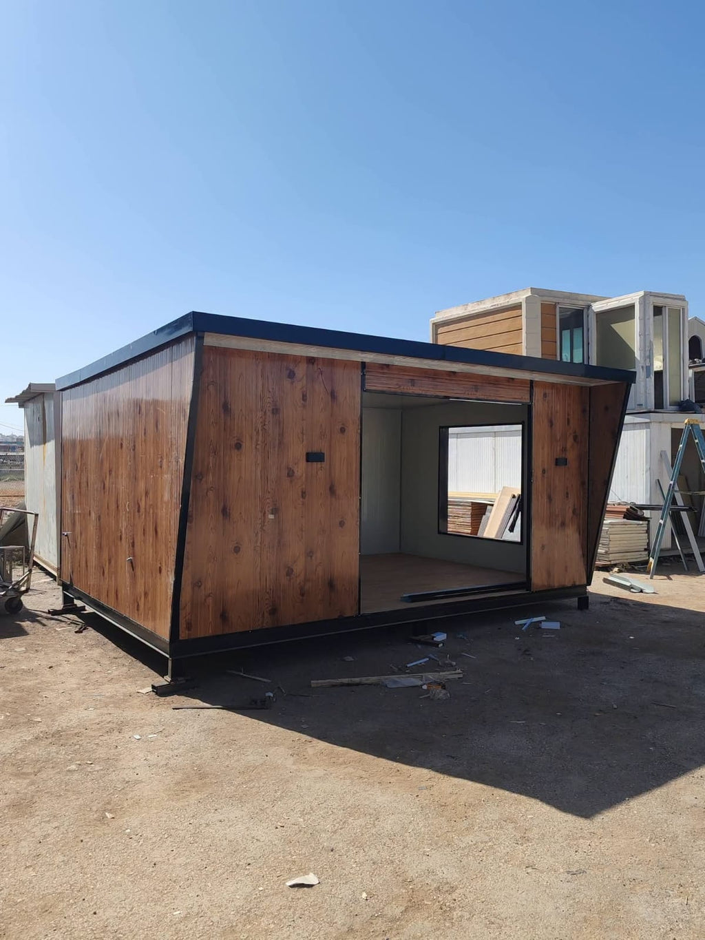 كرفان مودرن- Modern Caravan (5×3 متر)