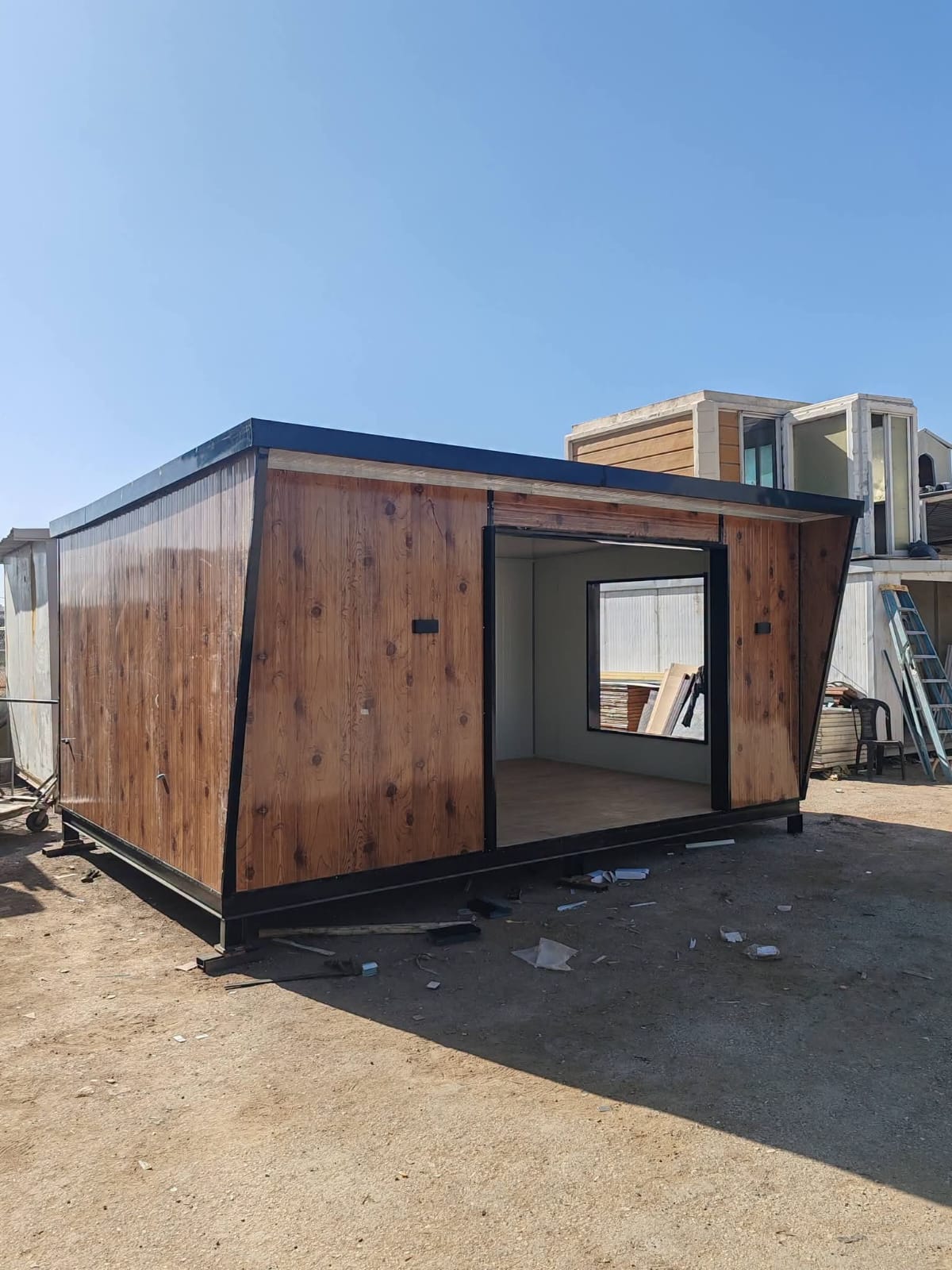 كرفان مودرن- Modern Caravan (5×3 متر)